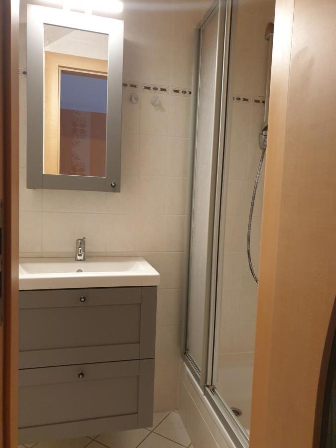 Apartment Ferienzimmer Huehnernest Hirtenweg 3 *